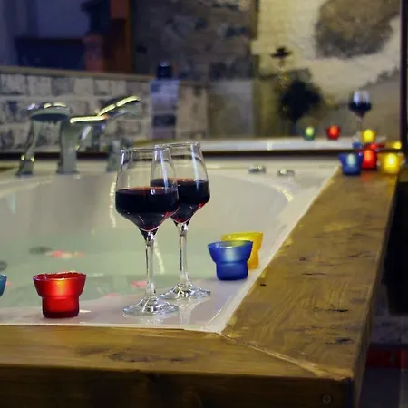 Exclusive With Private Pool, 1000 *